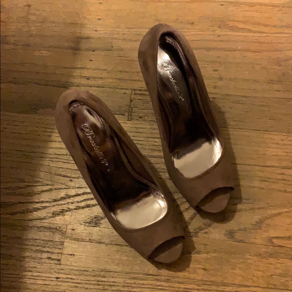 Playful platform high heels, 6 inches, size 7.5